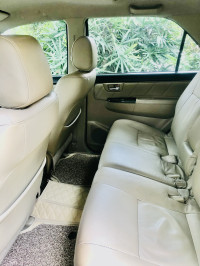 White Toyota Fortuner 3.0 4x2 AT