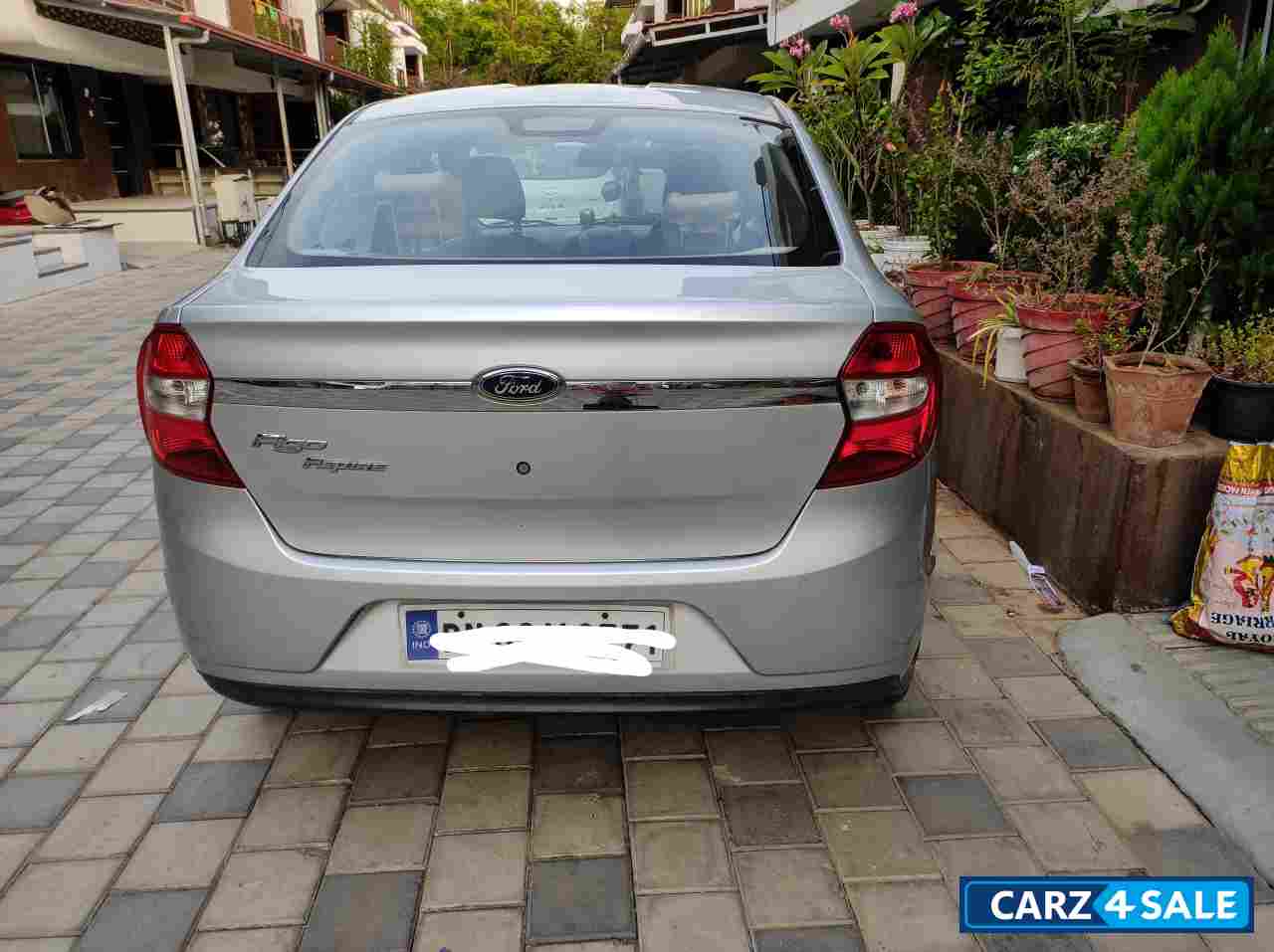 Ford Aspire Trend 1.2 Ti-VCT Ford Aspire Trend 1.2 Ti-VCT