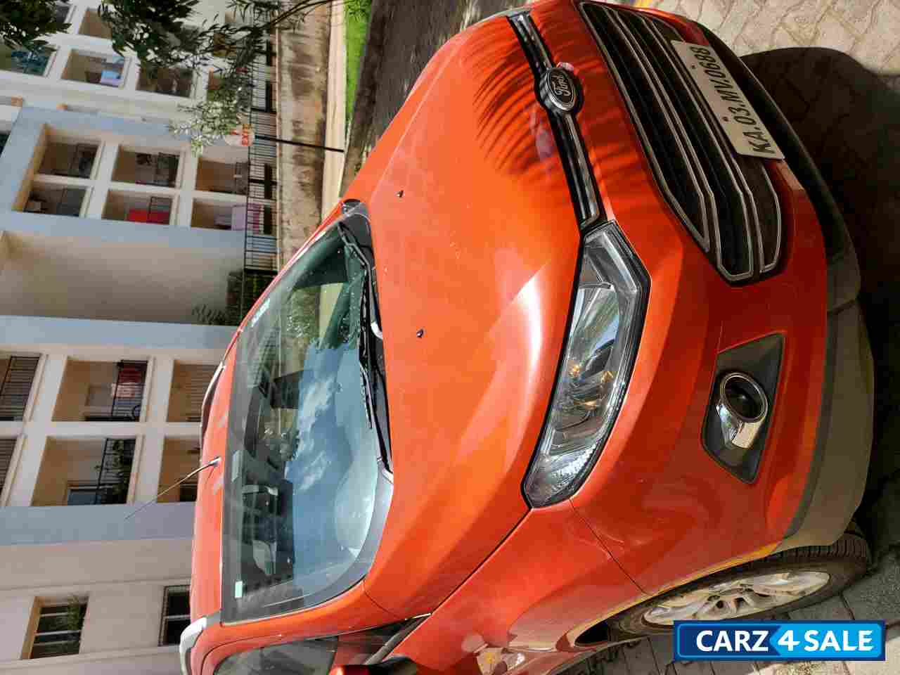 Mars Red Ford EcoSport 1.5 Diesel Titanium Plus MT
