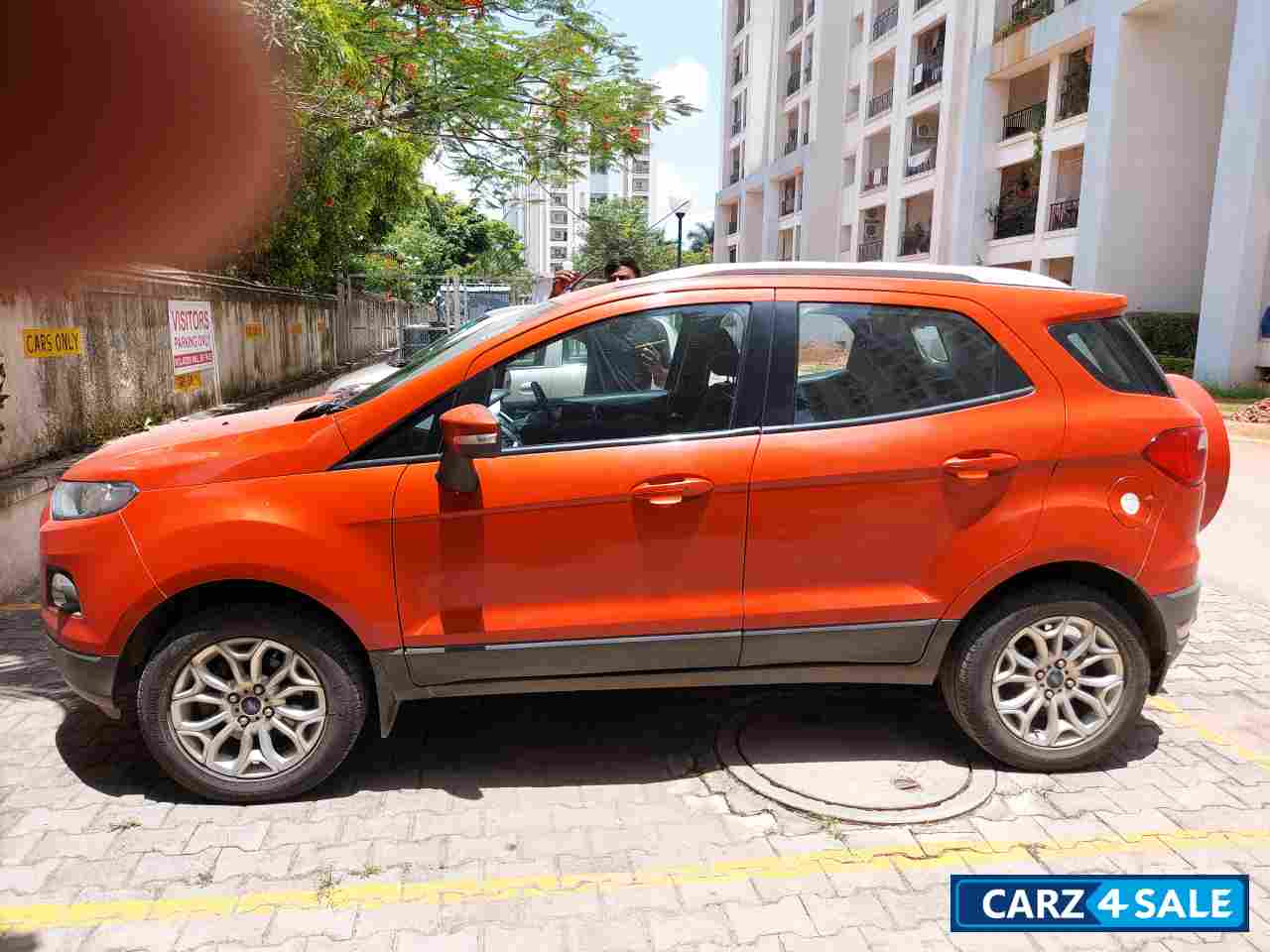 Mars Red Ford EcoSport 1.5 Diesel Titanium Plus MT Mars Red Ford EcoSport 1.5 Diesel Titanium Plus MT