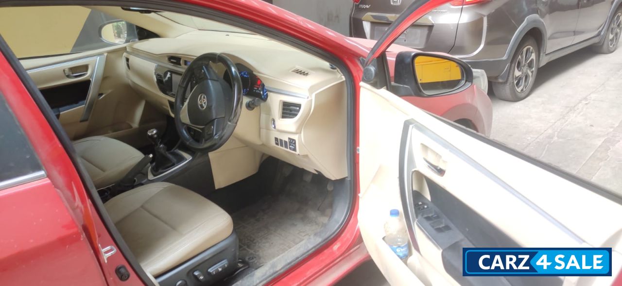Red Toyota Corolla Altis 1.8 G Red Toyota Corolla Altis 1.8 G
