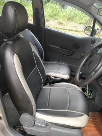 Biege Chevrolet Spark