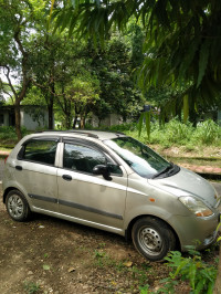 Biege Chevrolet Spark