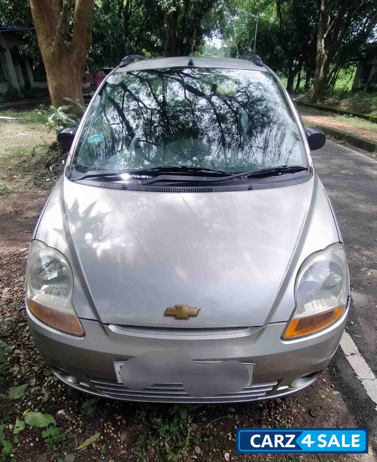 Biege Chevrolet Spark Biege Chevrolet Spark