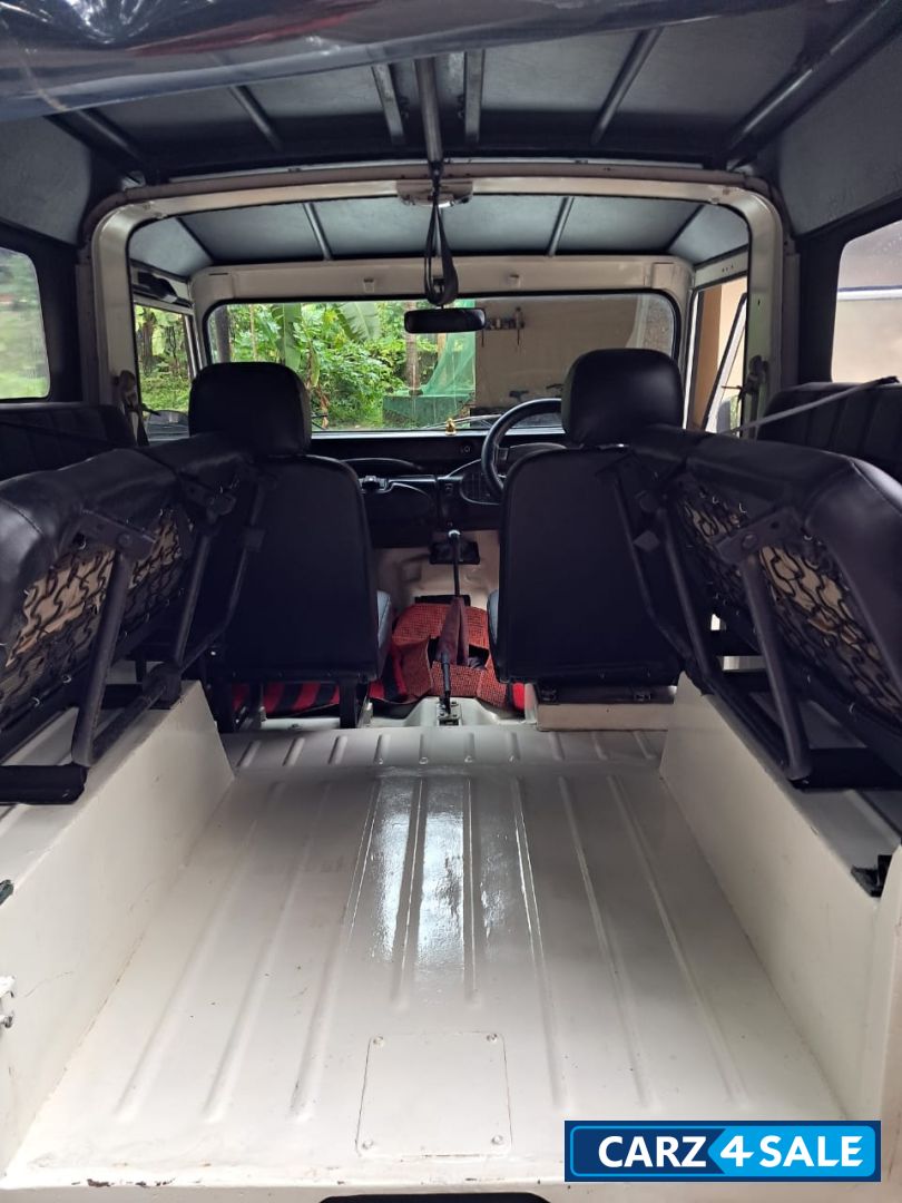 Mahindra Thar DI 2WD Mahindra Thar DI 2WD