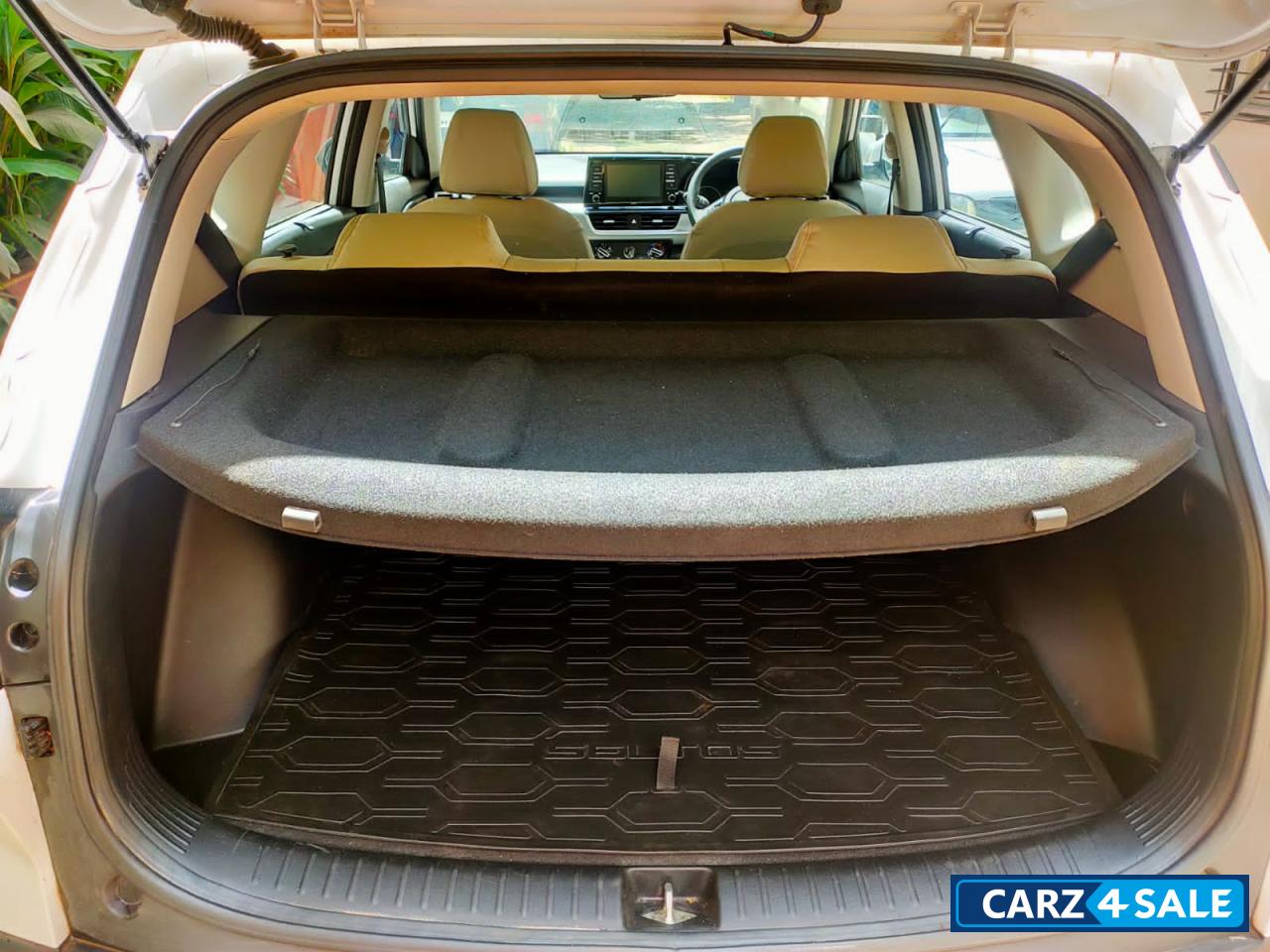 Kia Seltos HTK Plus Smartstream G1.5 6AT Petrol Kia Seltos HTK Plus Smartstream G1.5 6AT Petrol