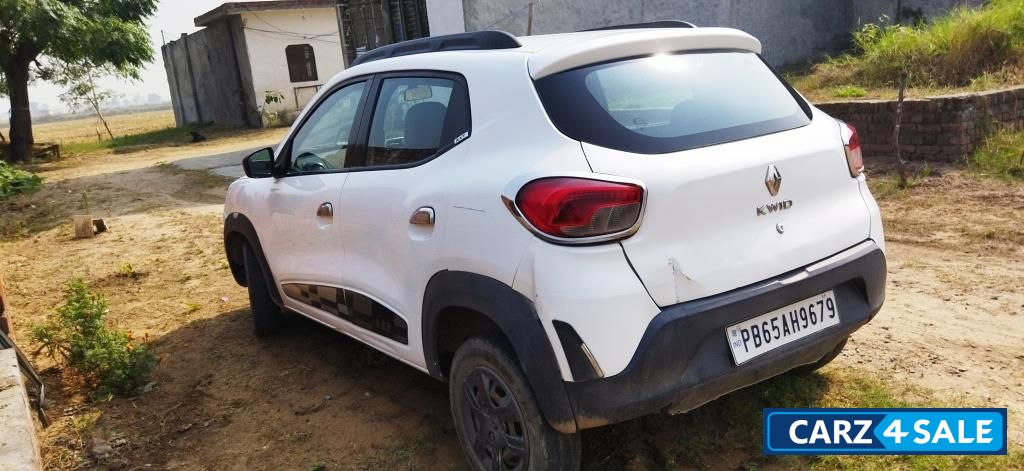 White Renault Kwid 1.0 RXT Opt