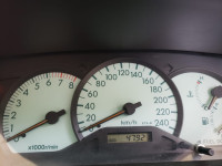 Beige Toyota Corolla H1 1.8J