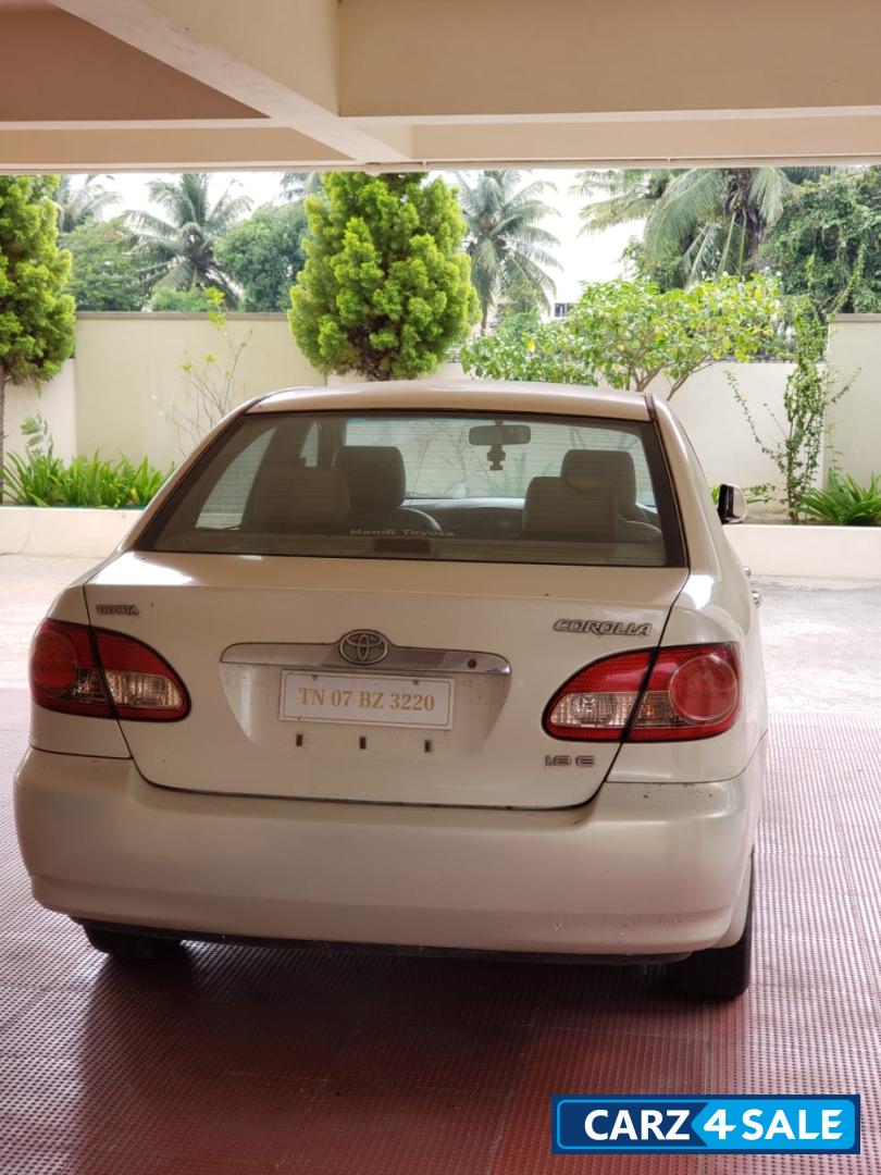 Beige Toyota Corolla H1 1.8J Beige Toyota Corolla H1 1.8J