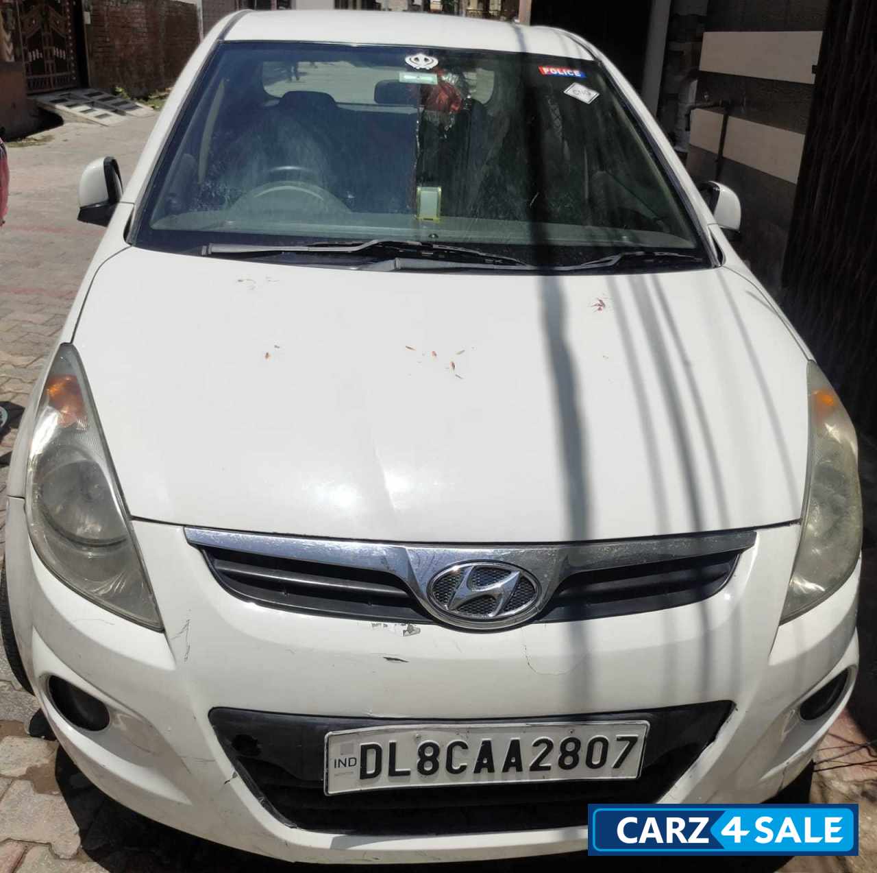 White Hyundai i20 Magna Optional 1.2 White Hyundai i20 Magna Optional 1.2