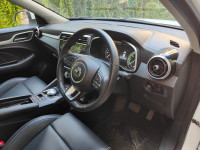 White MG ZS EV Exclusive