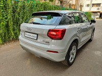 White Audi Q2