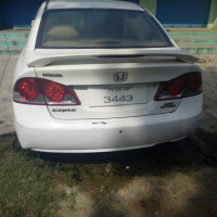 Honda Civic 1.8V MT
