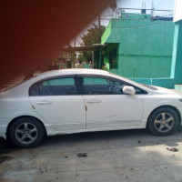 Honda Civic 1.8V MT