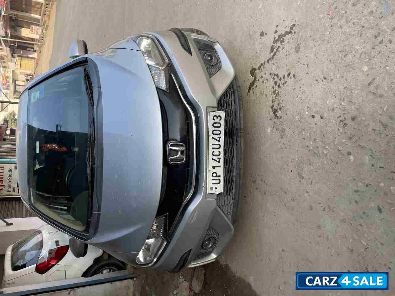 Honda Jazz V MT Honda Jazz V MT