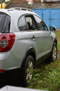Silver Chevrolet Captiva LT