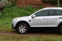 Silver Chevrolet Captiva LT