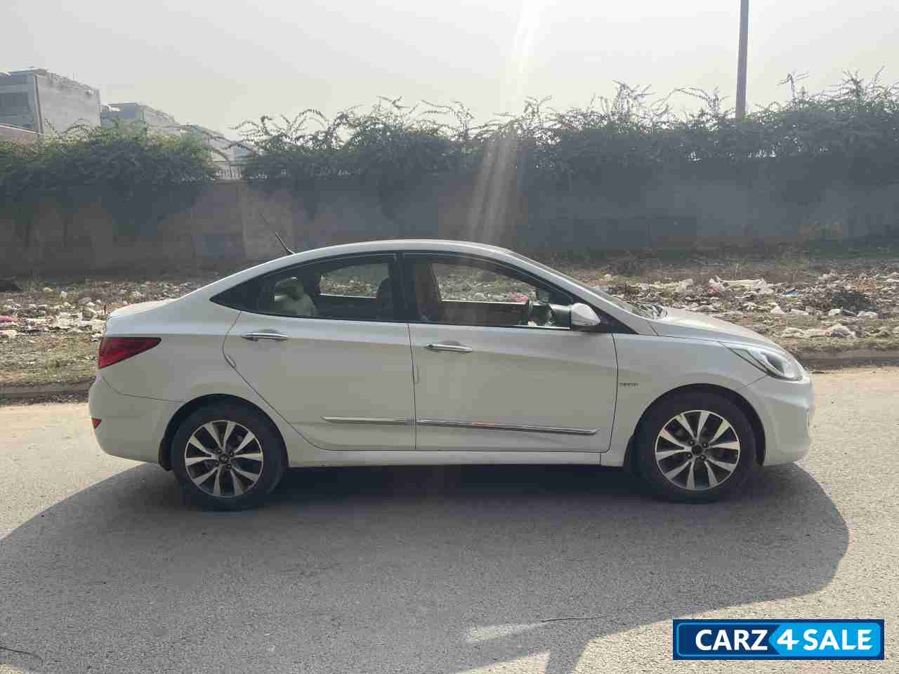 Hyundai Verna Transform 1.6 SX VTVT Hyundai Verna Transform 1.6 SX VTVT