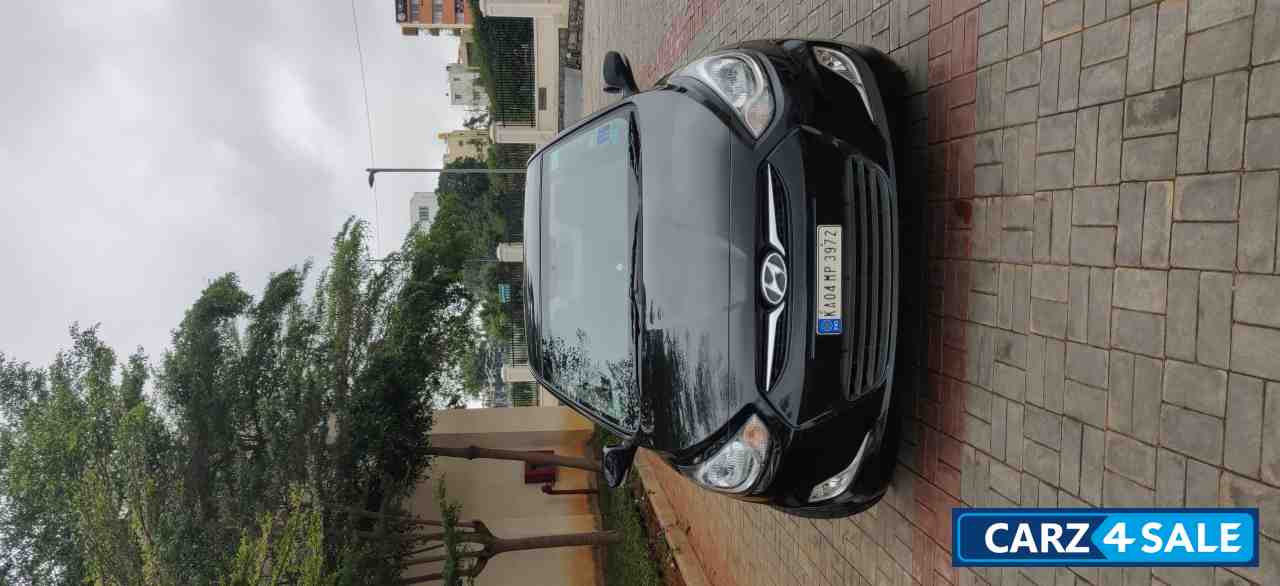 Black Hyundai Verna Transform 1.6 SX VTVT