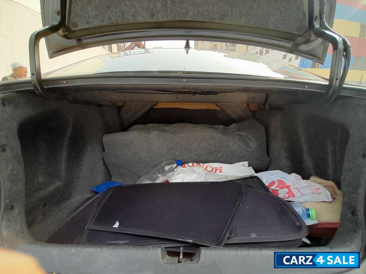 Golden Brown Honda City 1.5 V MT Golden Brown Honda City 1.5 V MT