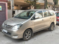 Toyota Innova 2.5 G BS III 8 STR