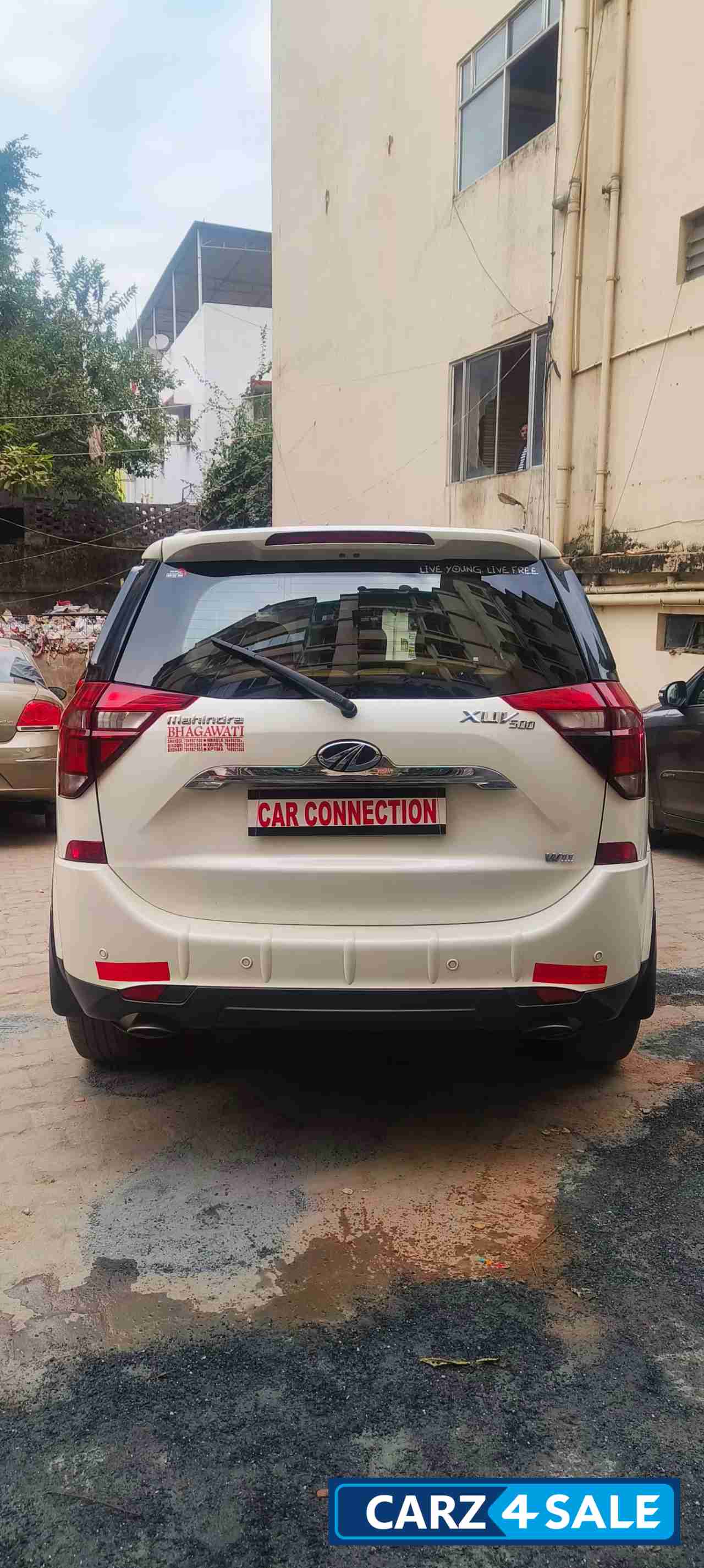 Mahindra XUV 500 W11 OPT BS4 FWD Diesel