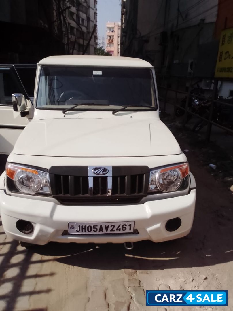 Mahindra Bolero SLE