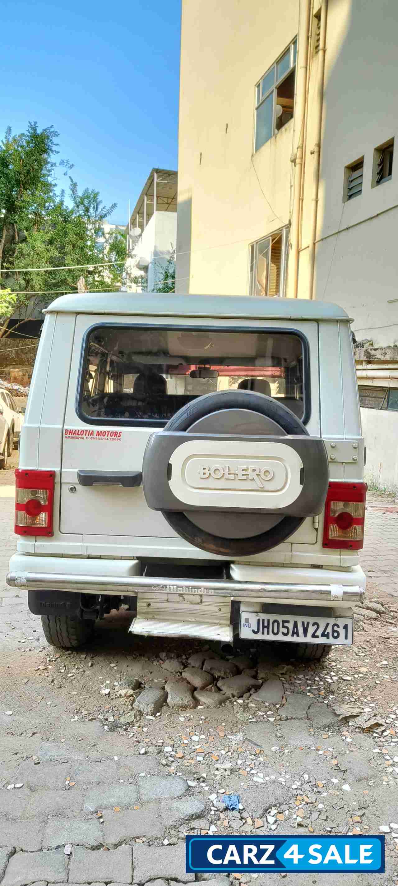 Mahindra Bolero SLE