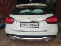 Mercedes-Benz GLA Style 200d Diesel AT