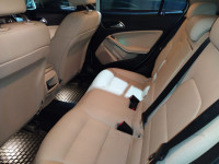 Mercedes-Benz GLA Style 200d Diesel AT