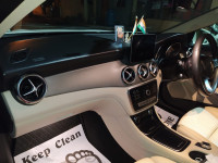 Mercedes-Benz GLA Style 200d Diesel AT