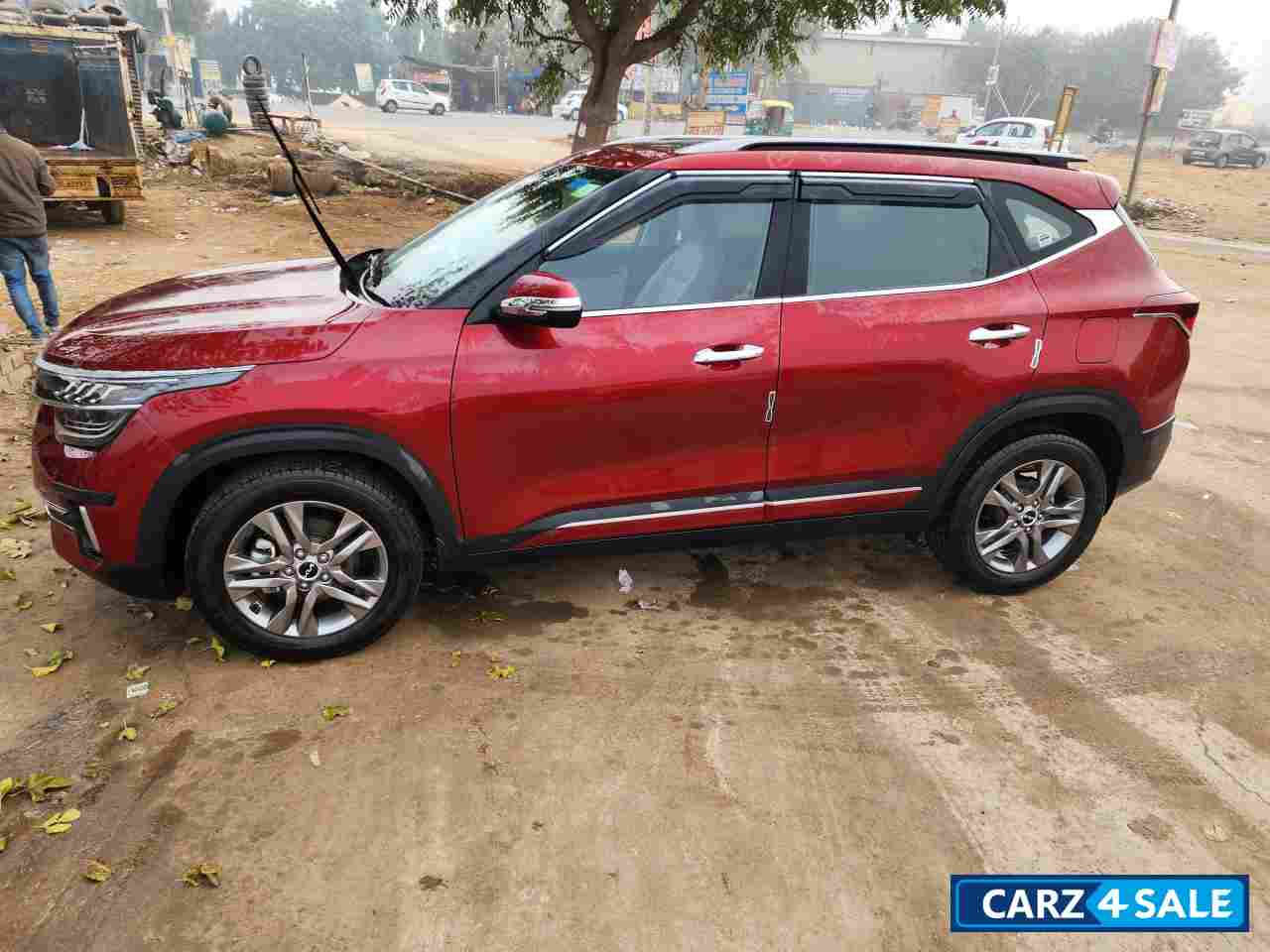 Red Kia Seltos HTK Smartstream G1.5 6MT Petrol