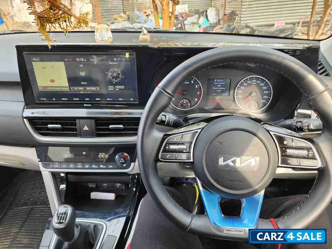 Red Kia Seltos HTK Smartstream G1.5 6MT Petrol Red Kia Seltos HTK Smartstream G1.5 6MT Petrol