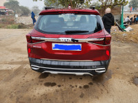 Red Kia Seltos HTK Smartstream G1.5 6MT Petrol