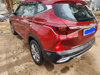 Red Kia Seltos HTK Smartstream G1.5 6MT Petrol