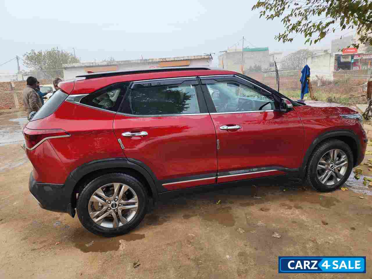 Red Kia Seltos HTK Smartstream G1.5 6MT Petrol Red Kia Seltos HTK Smartstream G1.5 6MT Petrol