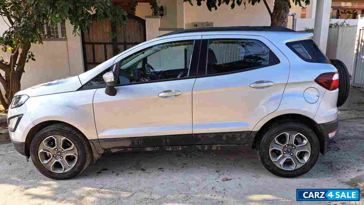Moondust Silver Ford EcoSport 1.5 Diesel S MT