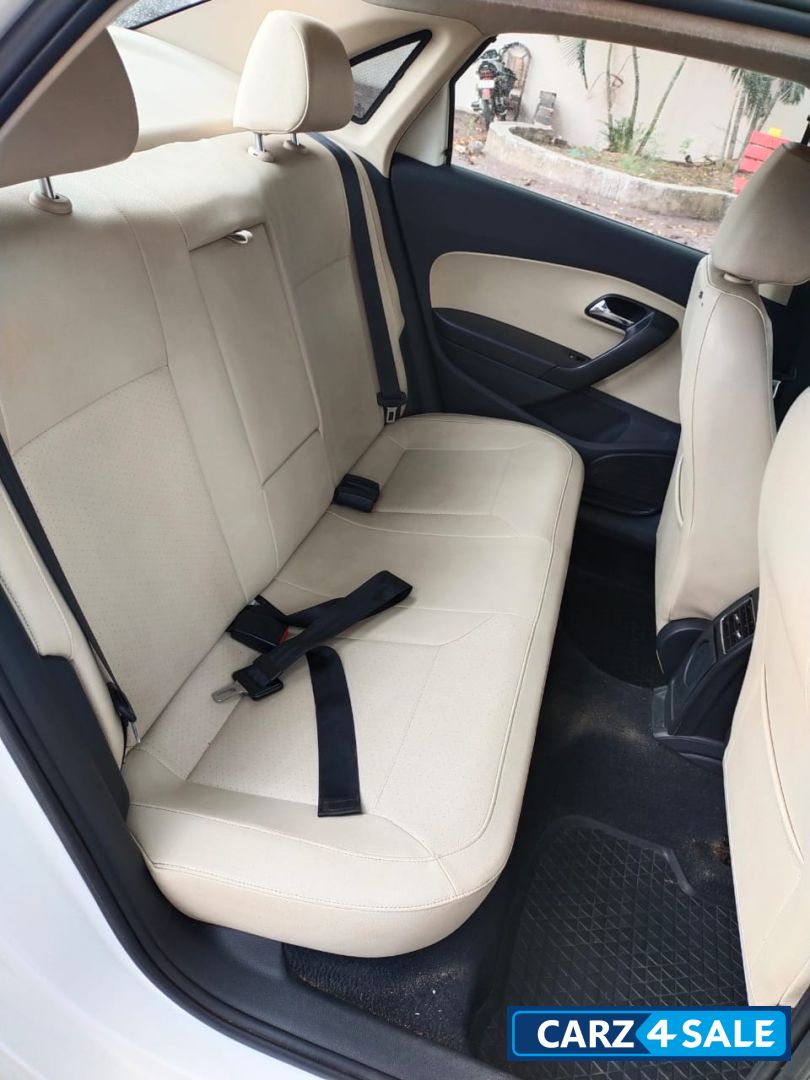 Skoda Rapid 1.6 MPI Ambition Skoda Rapid 1.6 MPI Ambition