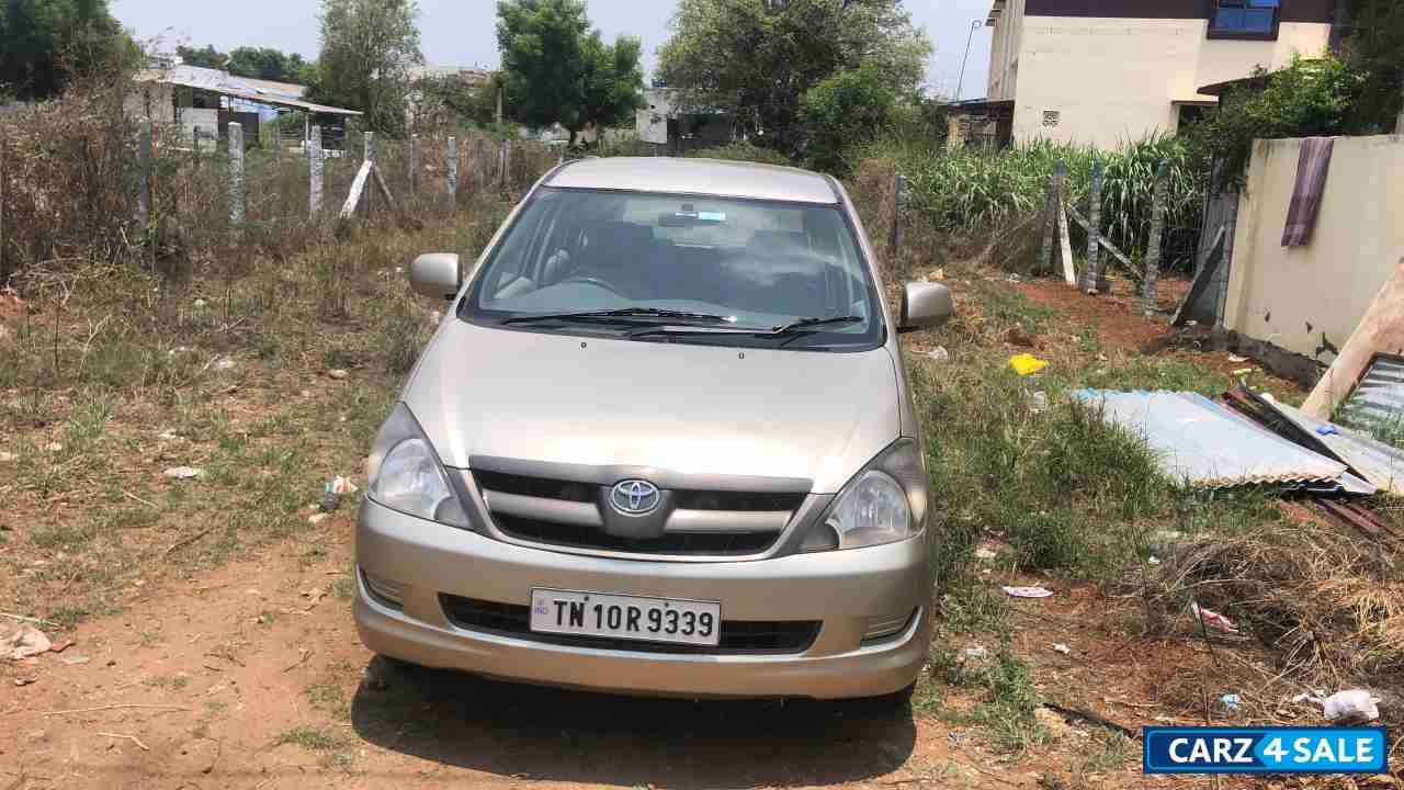 Toyota Innova 2.5 G4 8 STR