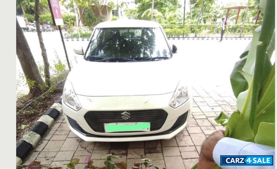 Maruti Suzuki Swift VXI AGS Petrol