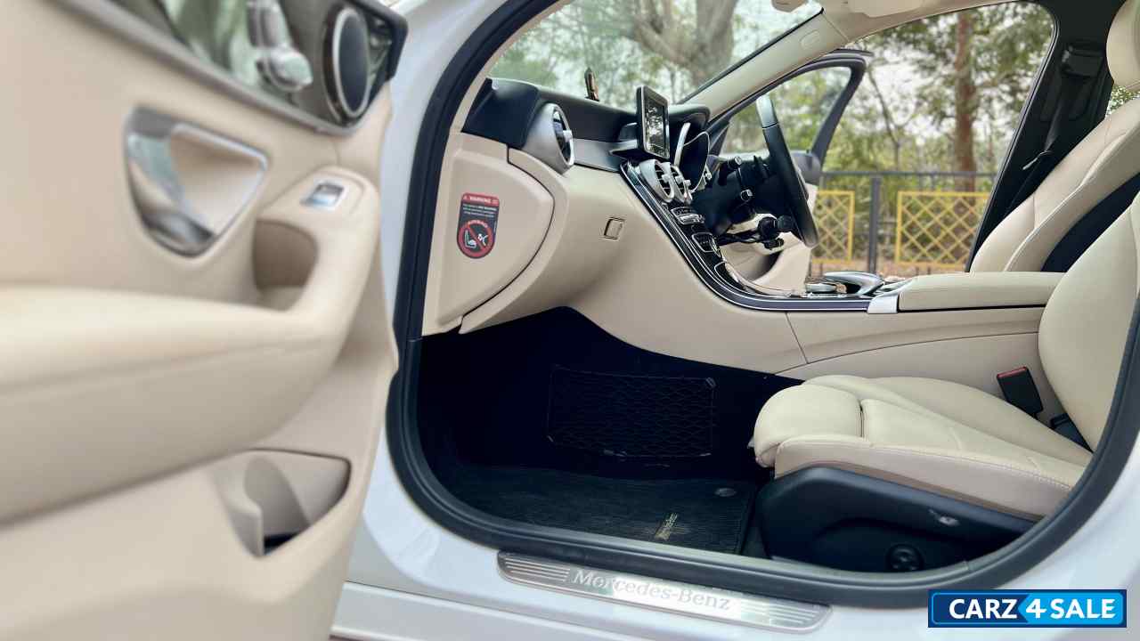 Mercedes-Benz C-Class 250 Avantgarde Mercedes-Benz C-Class 250 Avantgarde