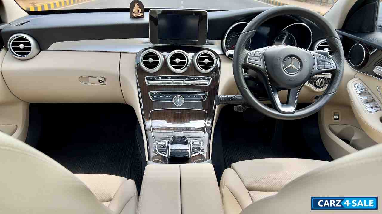 Mercedes-Benz C-Class 250 Avantgarde Mercedes-Benz C-Class 250 Avantgarde