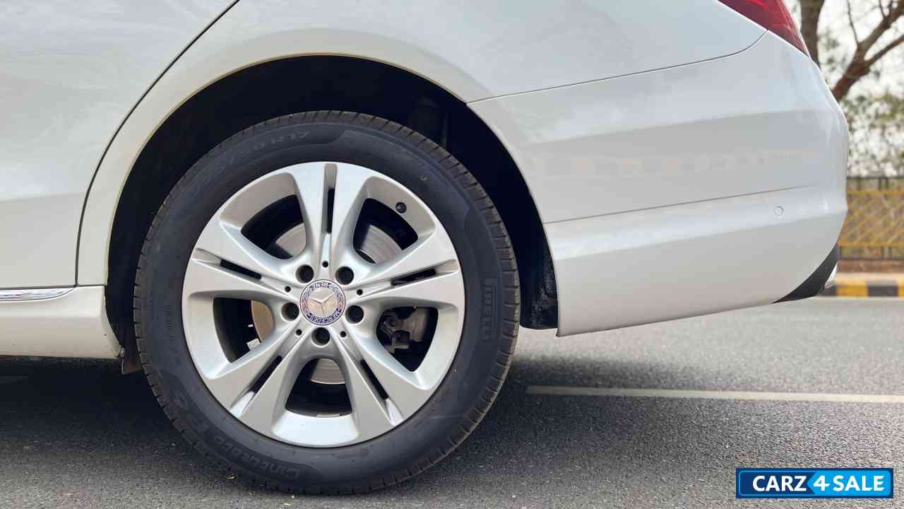 Mercedes-Benz C-Class 250 Avantgarde Mercedes-Benz C-Class 250 Avantgarde