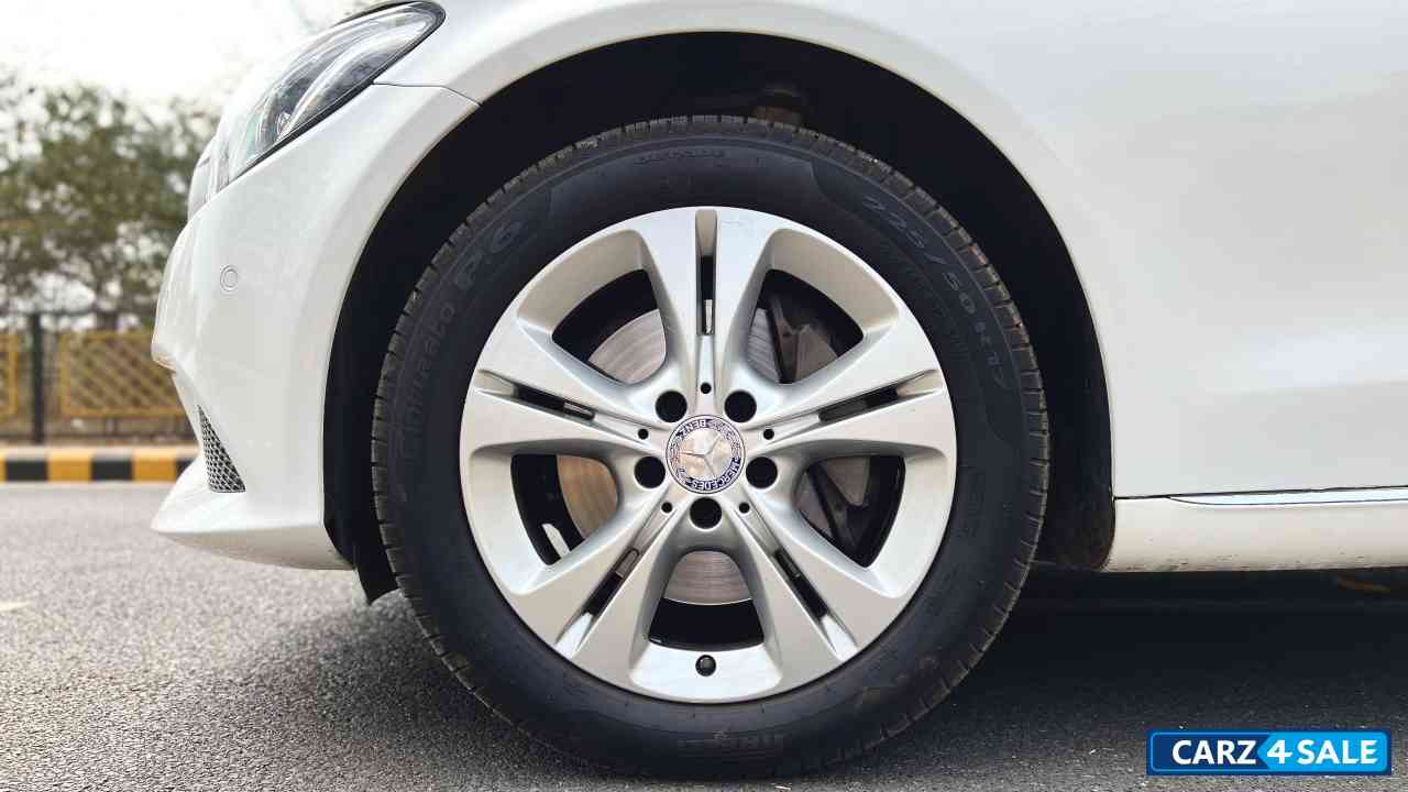 Mercedes-Benz C-Class 250 Avantgarde Mercedes-Benz C-Class 250 Avantgarde