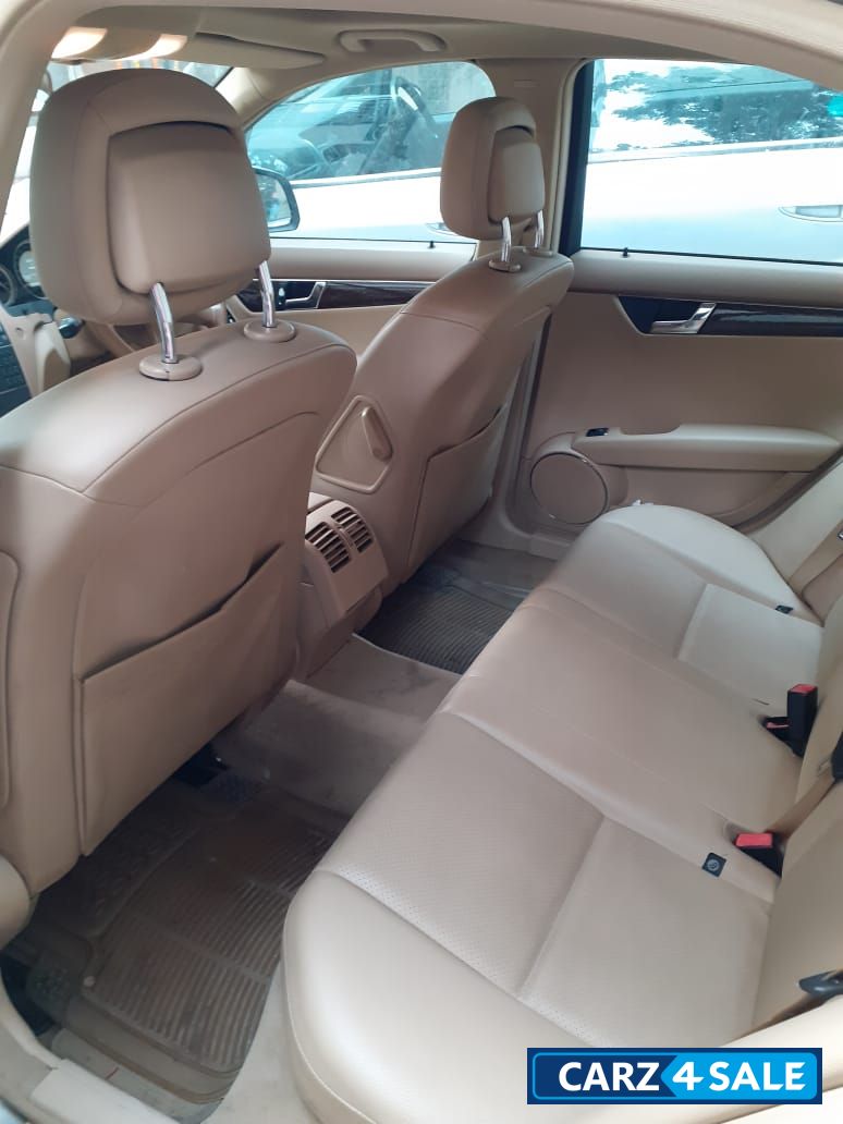 Mercedes-Benz C-Class 200 K AT Mercedes-Benz C-Class 200 K AT