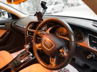 Audi A4 2.0 TDI 177 bph Premium Sport