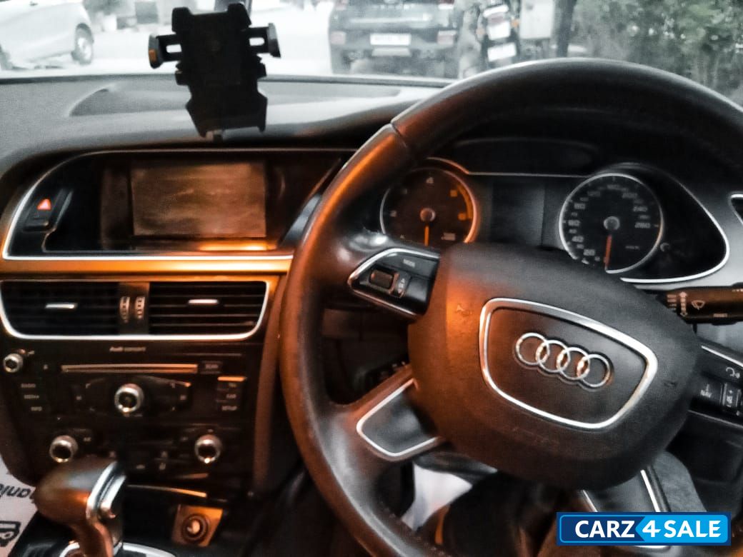 Audi A4 2.0 TDI 177 bph Premium Sport Audi A4 2.0 TDI 177 bph Premium Sport