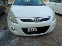 C White Hyundai i20 Asta 1.4 CRDi
