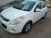 C White Hyundai i20 Asta 1.4 CRDi
