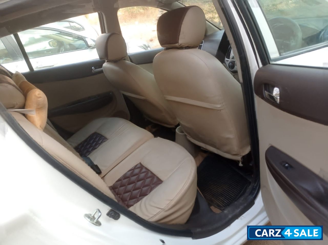 C White Hyundai i20 Asta 1.4 CRDi C White Hyundai i20 Asta 1.4 CRDi